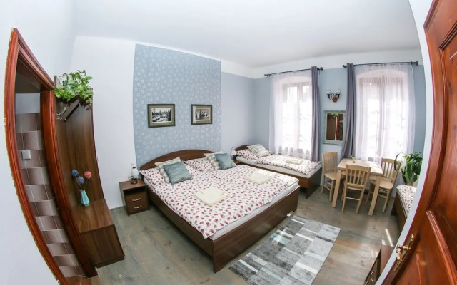 Mini Hotel Abraka