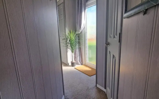 Inviting 3-bed Caravan in Porthcawl