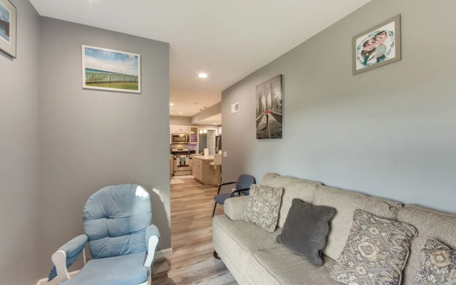 Mountville Rental w/ Private Patio & Gas Grill!