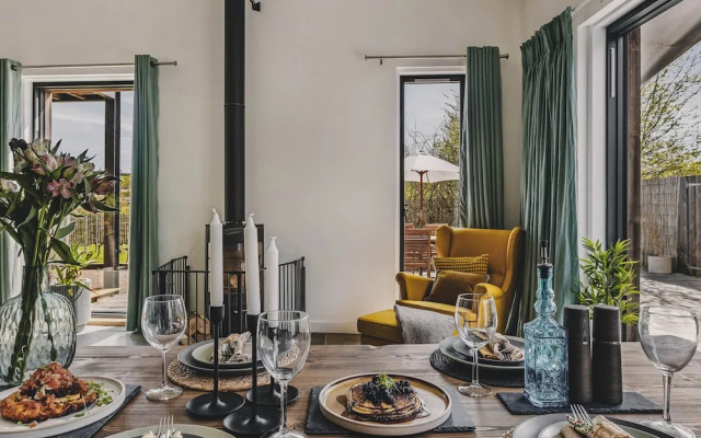 Heron House - Luxury Grand Designs Eco-home