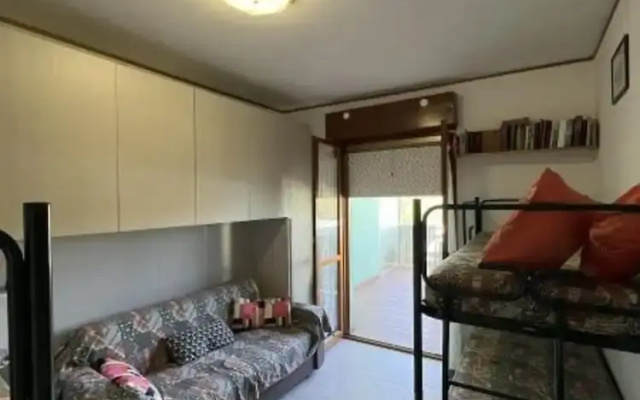 Spacious Apartment With Pool Access