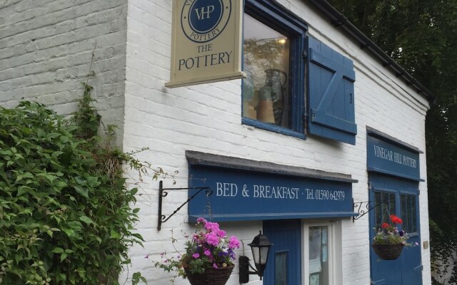 Vinegar Hill Pottery B & B