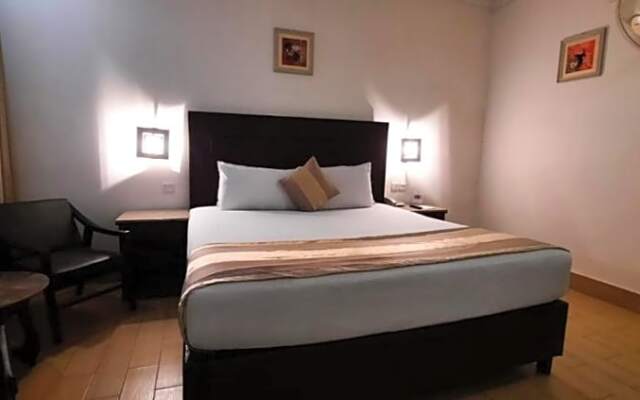 Hotel Royal Lahore