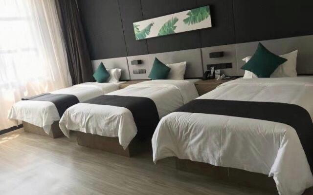 UP and IN Hotel Shanxi Xianyanggan County Wanlian Jiaju