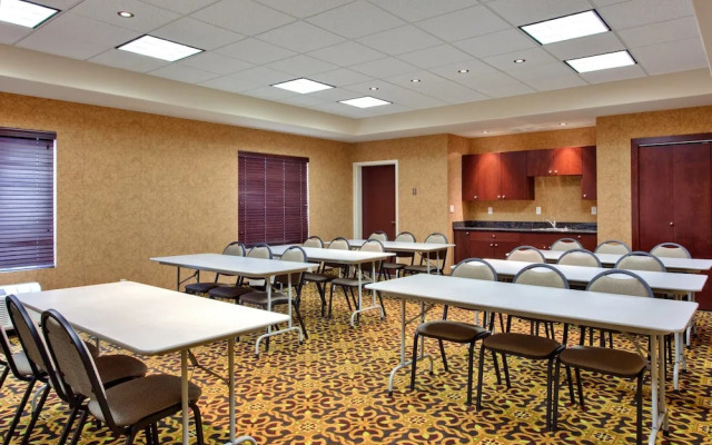 Holiday Inn Express Hotel & Suites WHITECOURT, an IHG Hotel