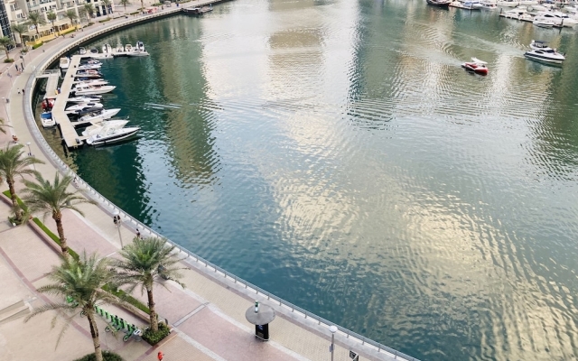 SuperHost - Marina Gem, Fancy Apartment with Waterfront Views