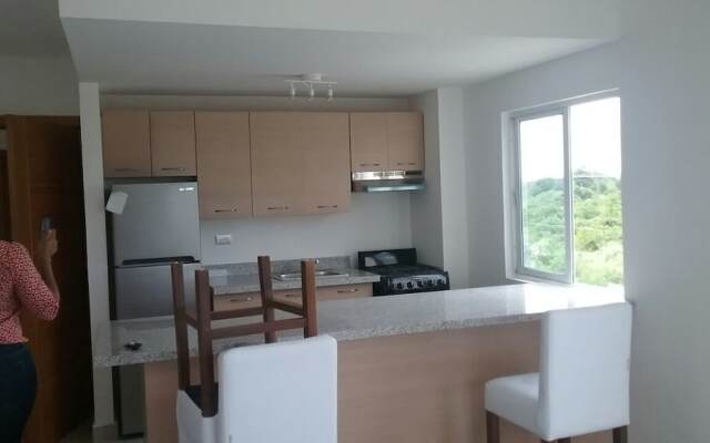 J&R Apartamento Serena Village