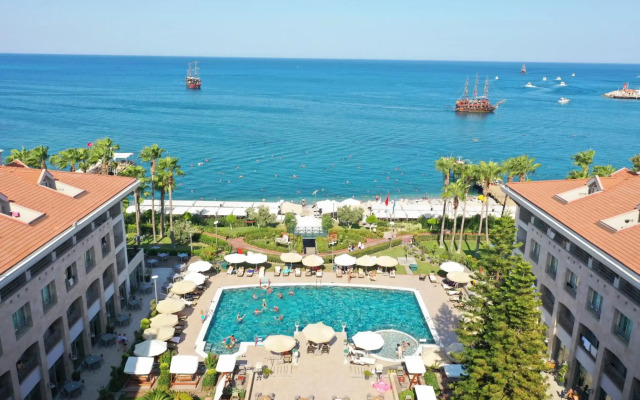 Fame Residence Kemer & Spa - All Inclusive Resort