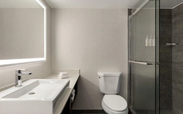 Holiday Inn Virginia Beach - Norfolk by IHG
