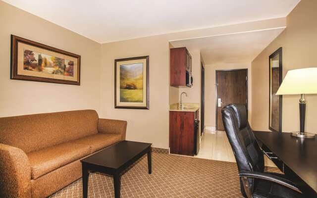 La Quinta Inn & Suites by Wyndham Ely