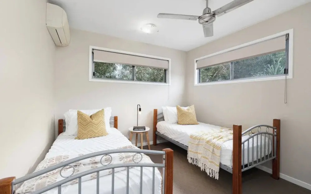 Ocean Escape, 600m to Beach, pet by Approval