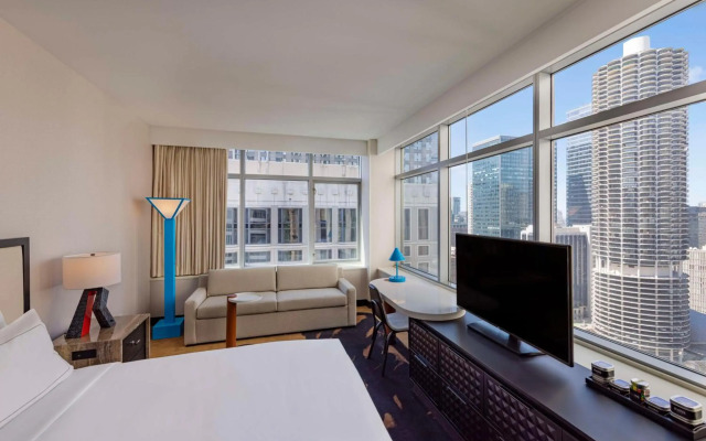 theWit Chicago, a Hilton Hotel