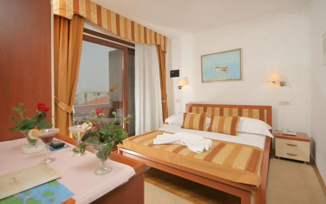 Hotel Trogirski Dvori