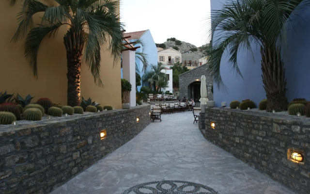 Iapetos Village