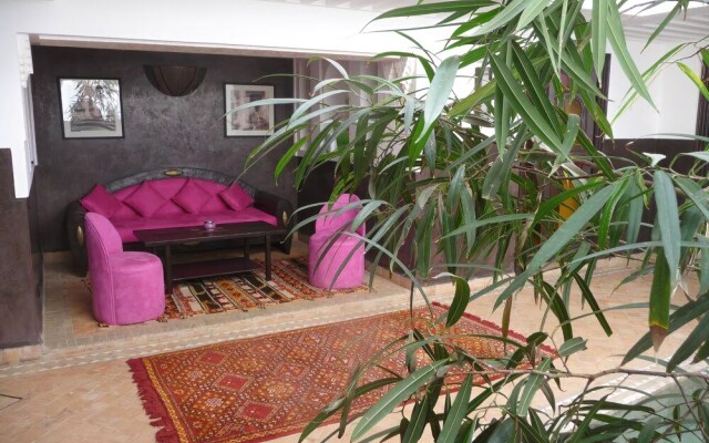 Riad Katia