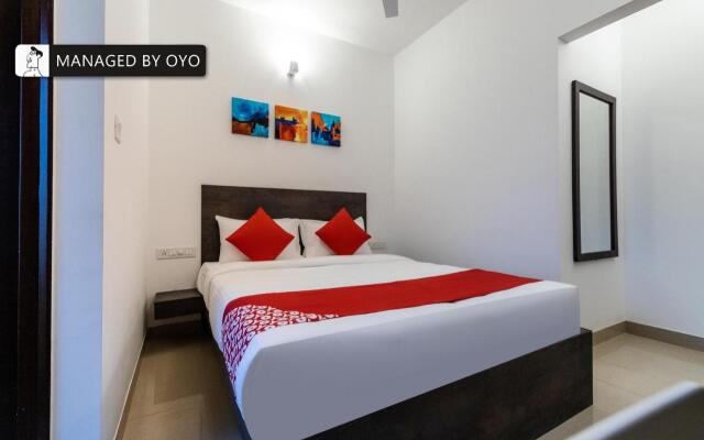 Super OYO Townhouse 1225 Chethana Inn