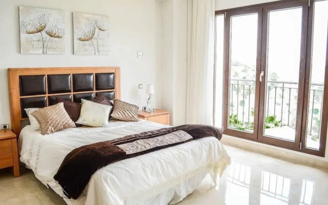 Modern Two Bedroom Villa With Indoor Pool & Spa