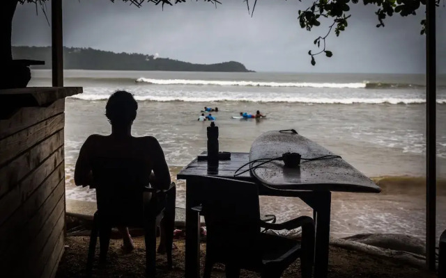 Dream Lanka Surf House