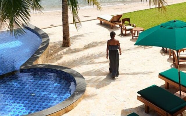 Sara Beachfront Boutique Resort