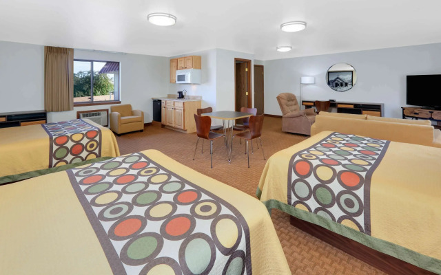 Super 8 by Wyndham Cody