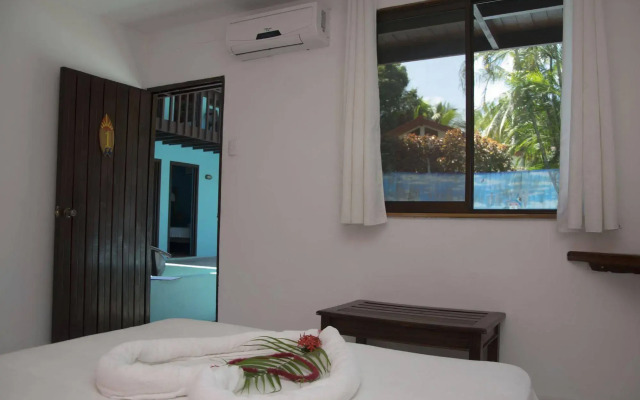 Pelican Beachfront Hotel