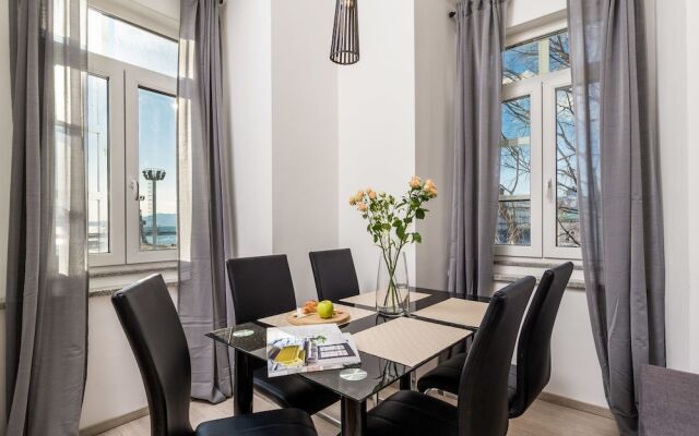Apartments Molo Longo