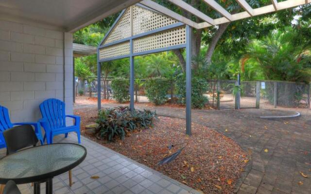 Loyang Apartments Unit 2