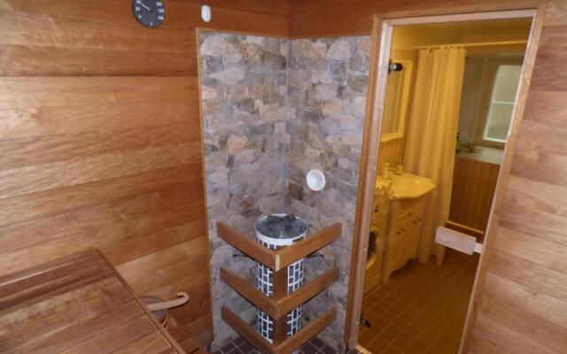 Romantic suite with sauna, free parking