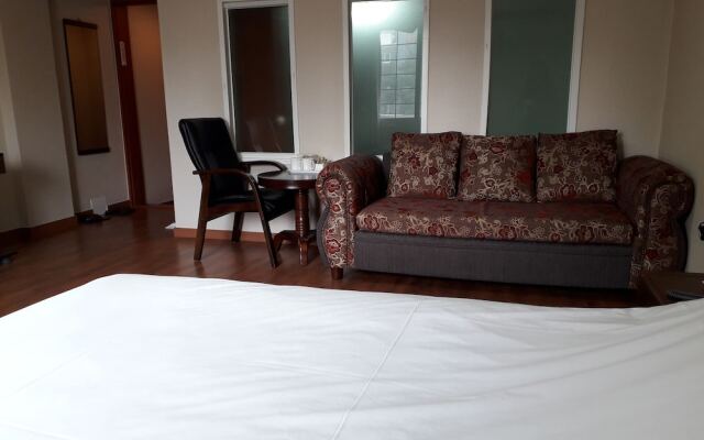 Yes Hotel