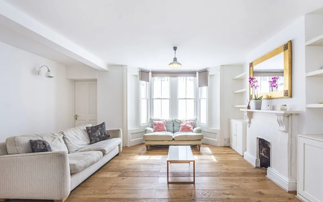 Westbourne Road · Lovely 2 Bed Apartment Near Paradise Park