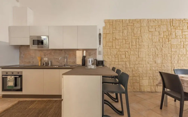3900 Leccelsa Dimora by Barbarhouse