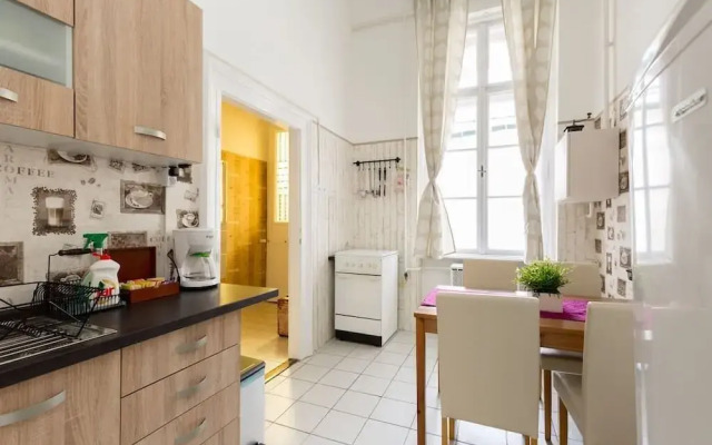 Hunyadi 3 Apartment