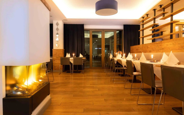 Bayer 89 Vi Vadi Hotel