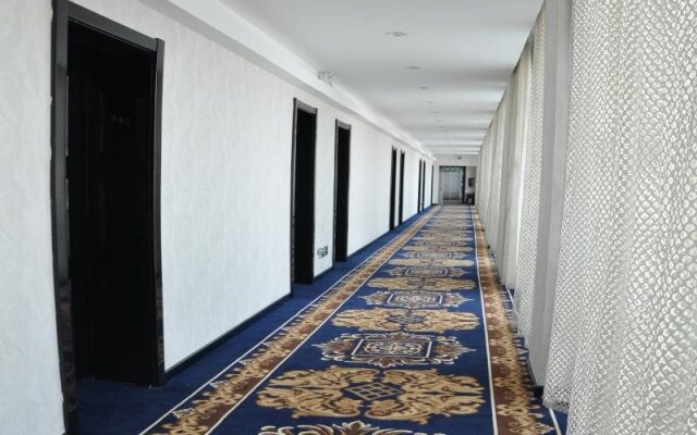 Aolong Business Hotel