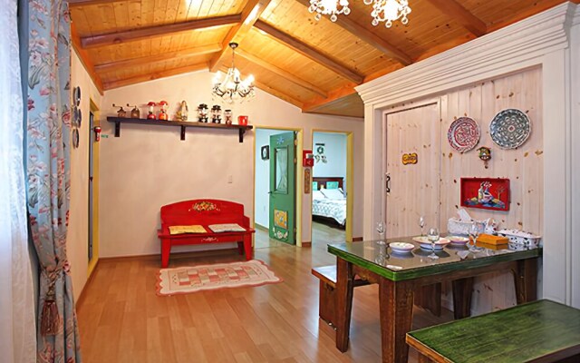 Ganghwado Helgi House Pension