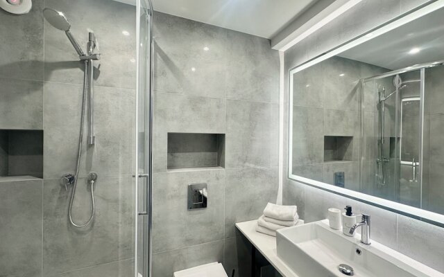 Apartament Suzanne by Q4Apartments