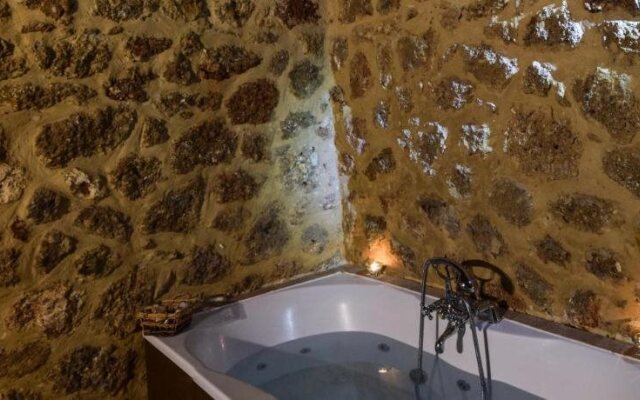 Paliokastro Guesthouse