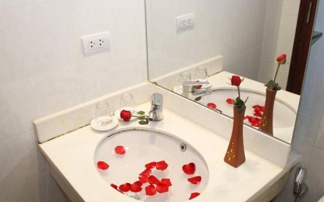 Summer Place Hotel - Hostel