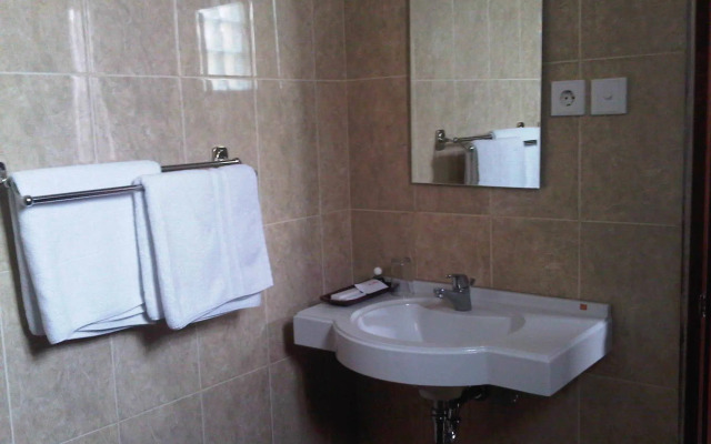 Grand City Inn