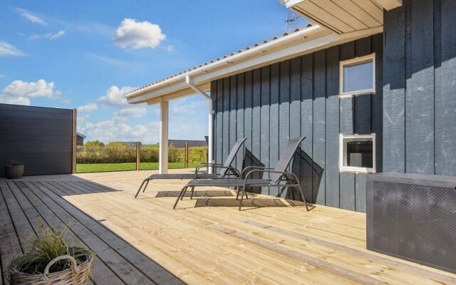 Mod Holiday Home in Jutland near Sea