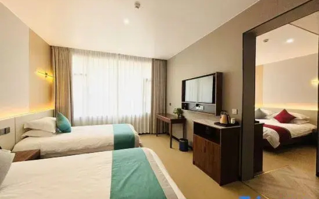 urban garden hotel