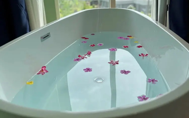 Tinian Diamond Hotel