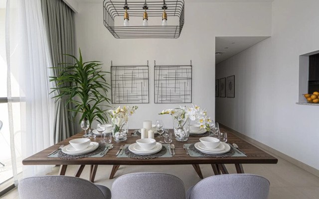 WelHome - Bright Apt in Downtown with Spectacular Views