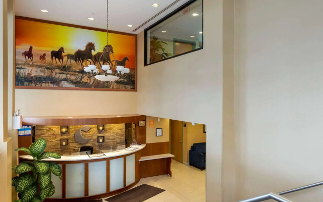 Comfort Inn