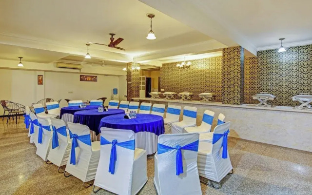 Blue Moon Residency Hotel & Restaurant