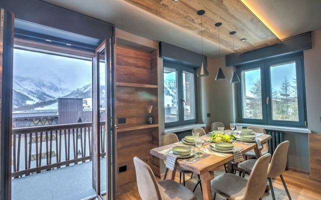 Simona Luxury Apartment few steps from sk