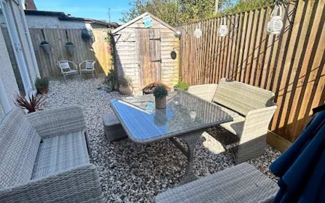 Beautiful 2-bed Apartment in Rhosneigr