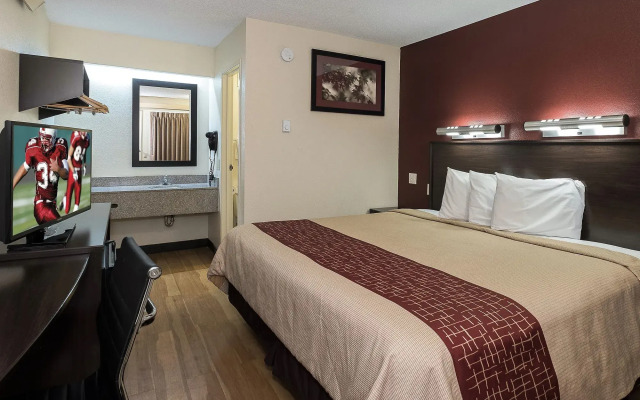 Red Roof Inn Cincinnati East - Beechmont