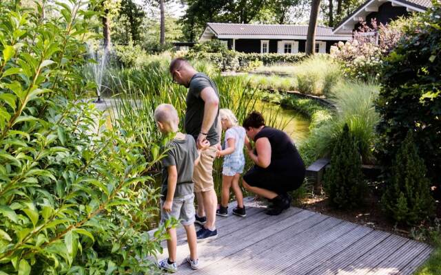 Comfy Chalet in a Holiday Park Near De Veluwe