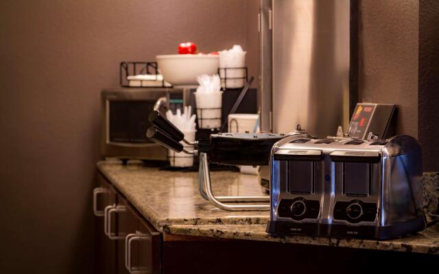 Best Western Plus Chena River Lodge